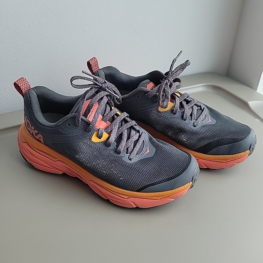 Hoka One One Challenger ATR 6 Women's Size 7.5 B Running Shoes Sneaker